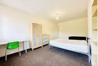 3 bed flat, High Road, Beeston, Nottingham, NG92LH - Image 5